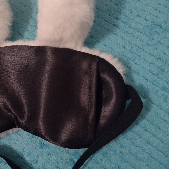 NEW plush/satin sleeping mask - bunny motif - Picture 2 of 3